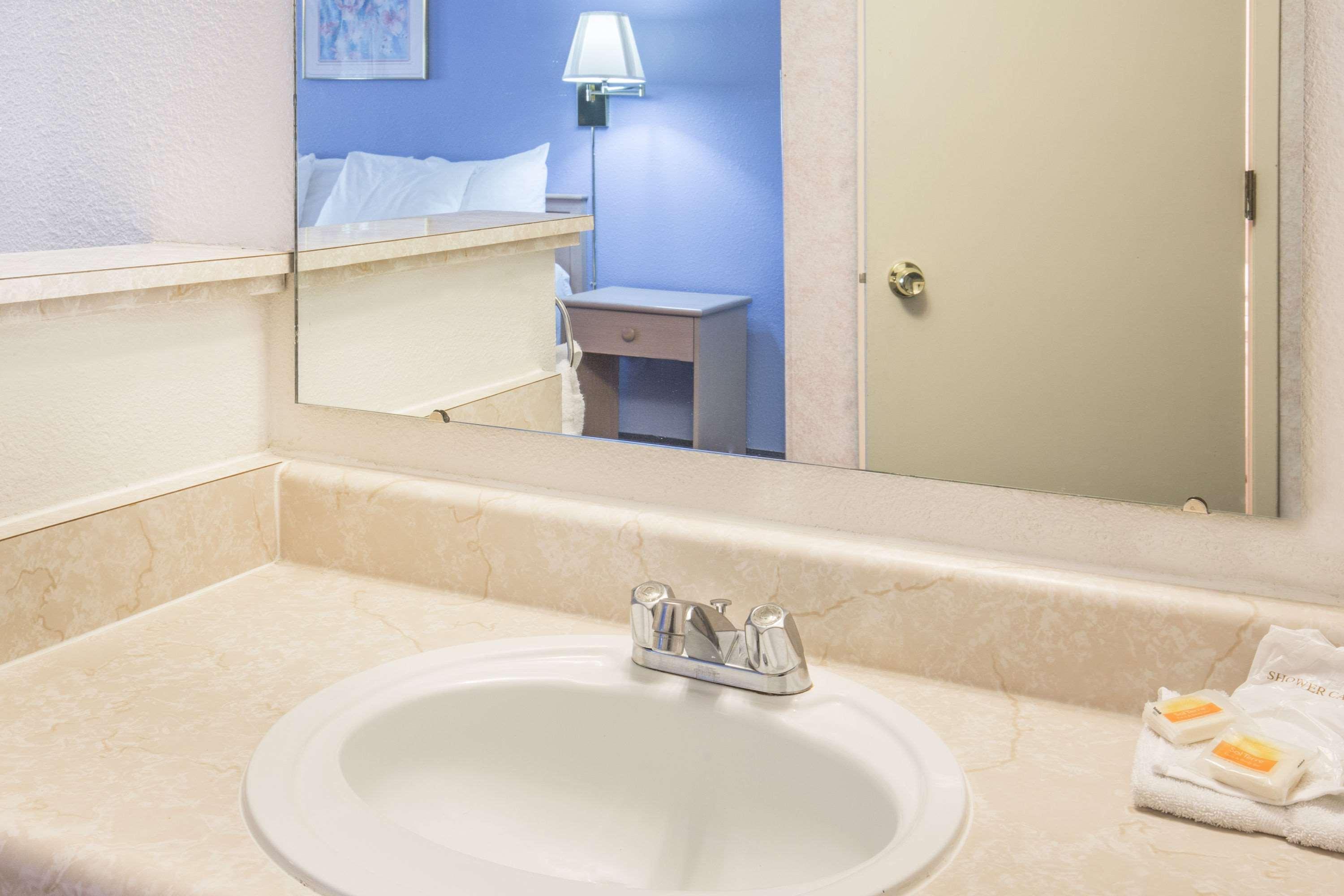 Days Inn By Wyndham Corvallis Εξωτερικό φωτογραφία